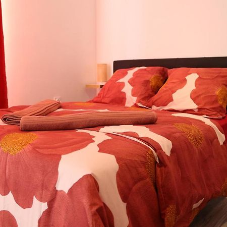 Apartamento Saturne Saint-Quentin  Exterior foto